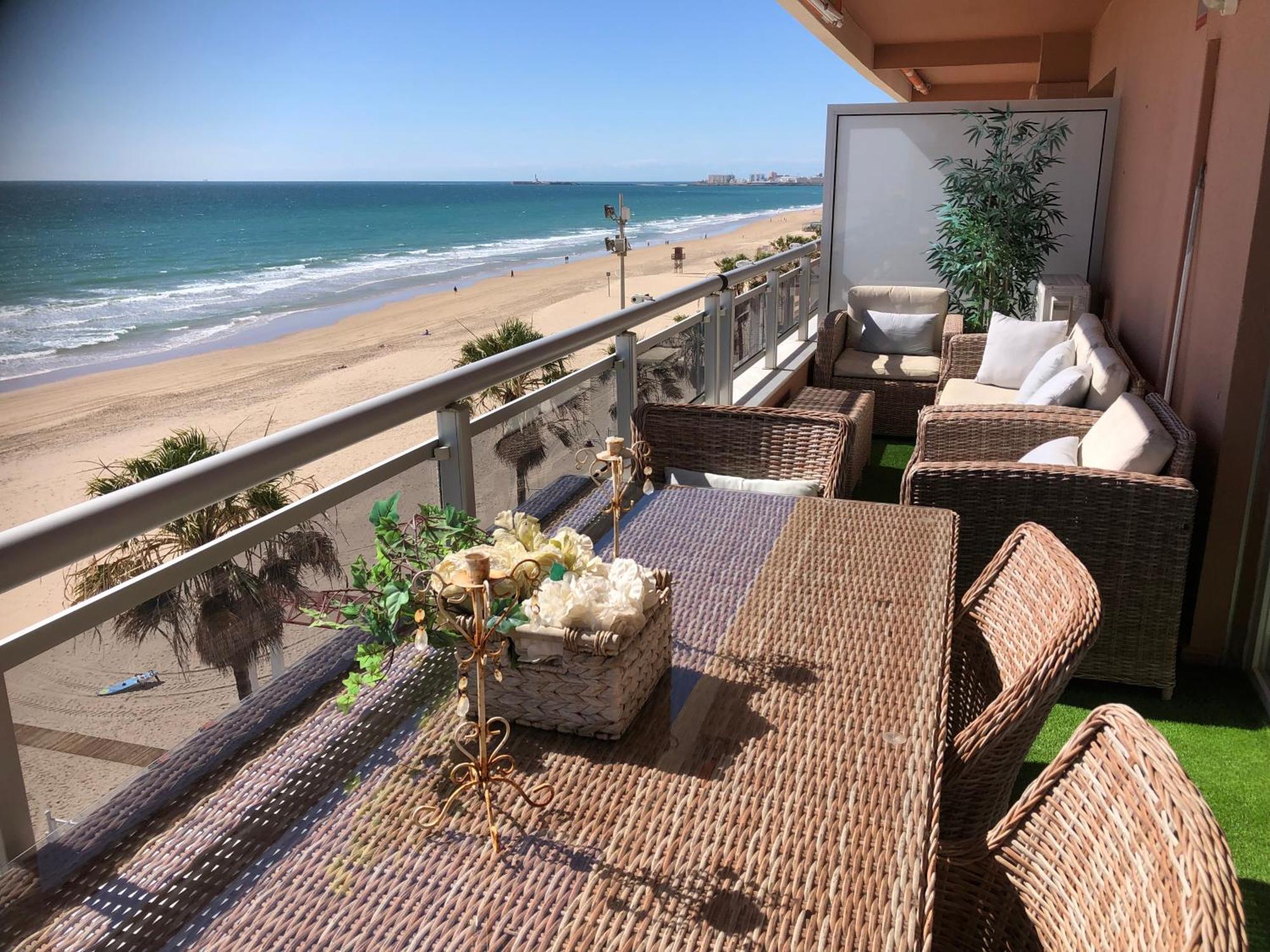 Ferienwohnung Luxury Oceanfront Triplex In Cádiz Exterior foto